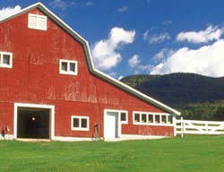 Red Barn, Warren